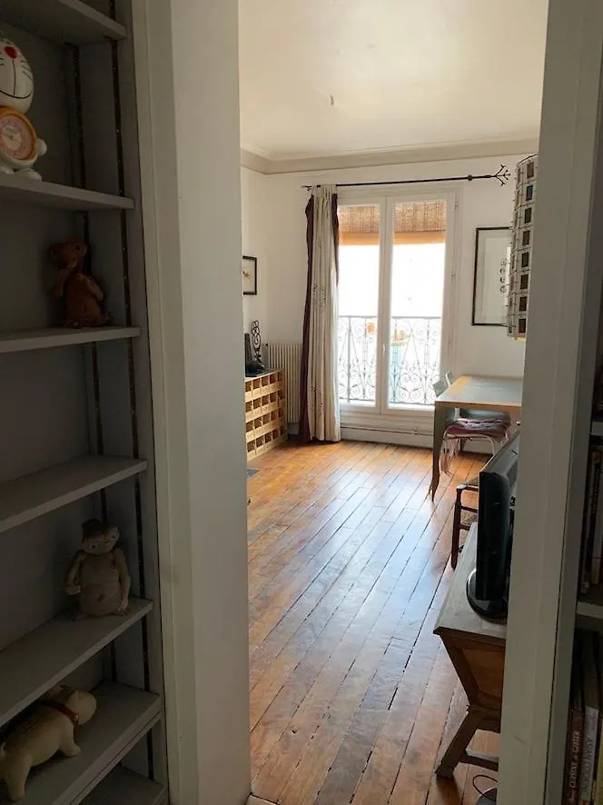 Gasthuis Stylish Flat With Balcony Facing South *