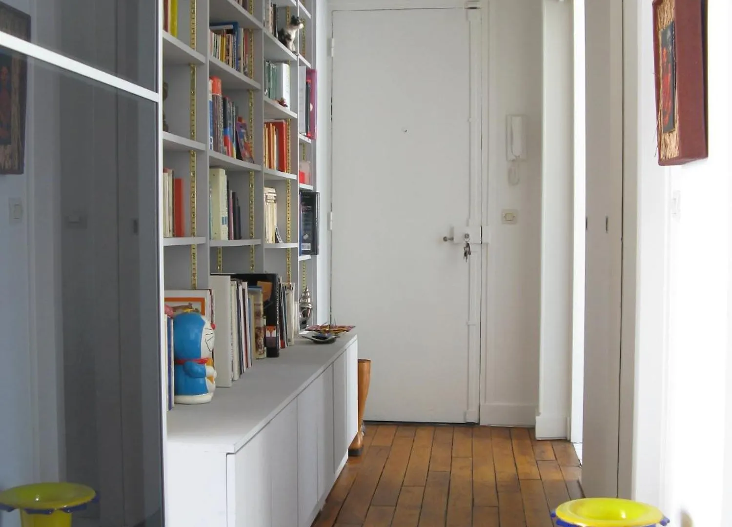 Guest house Stylish Flat With Balcony Facing South