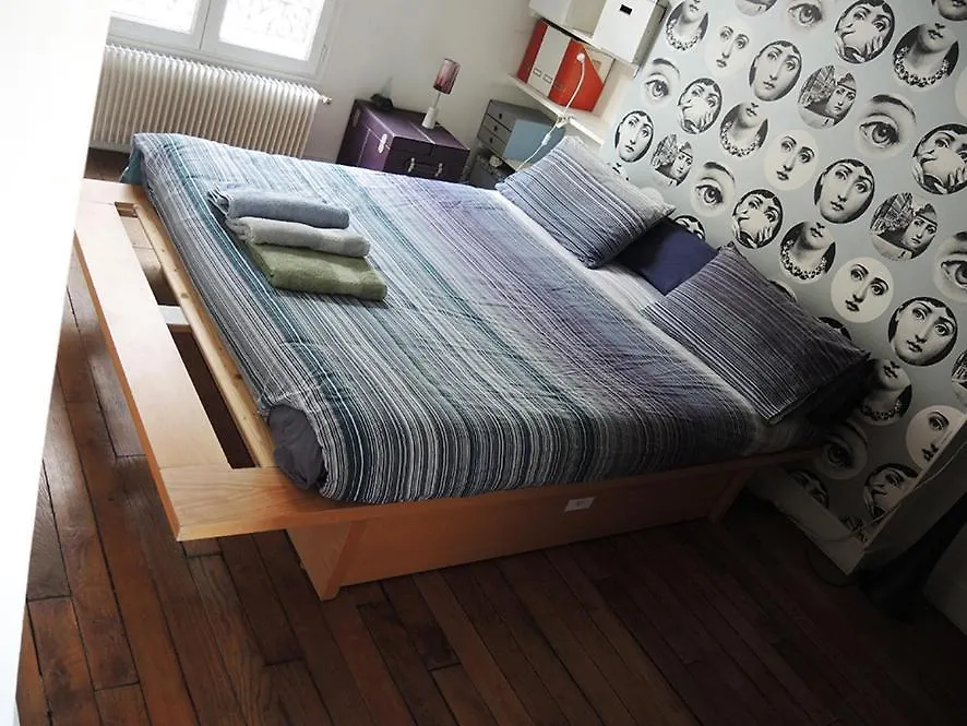 Guest house Stylish Flat With Balcony Facing South *